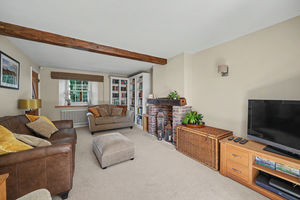 Sitting room- click for photo gallery
